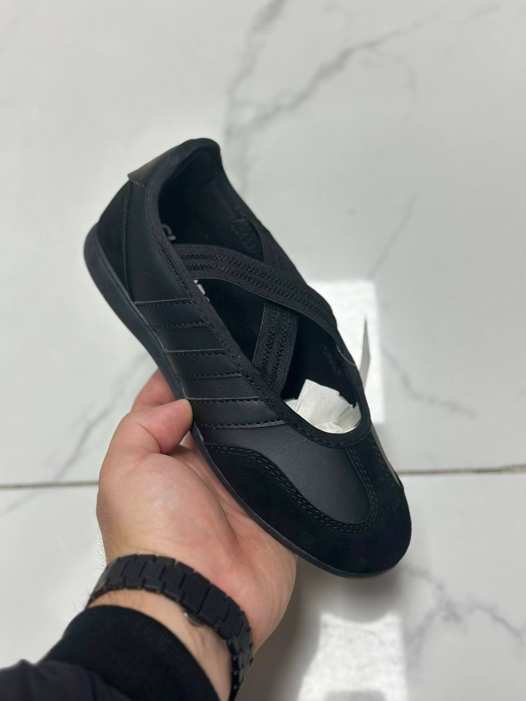 adidas кроссовки,,балетки adidas,женские кроссовки adidas,мужские кроссовки adidas