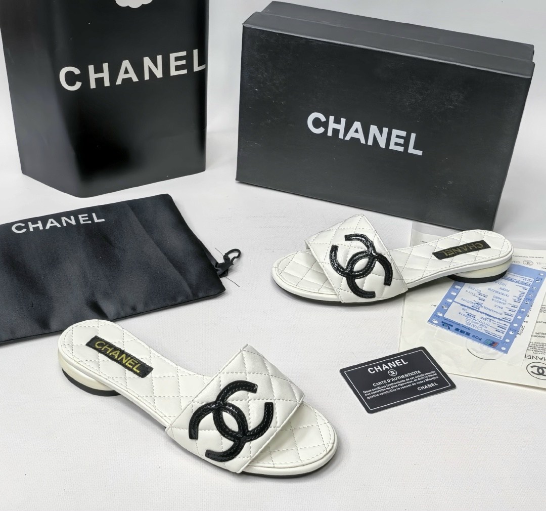 шлепанцы chanel,босоножки chanel,тапочки женские chanel,тапочки chanel,шлепки шанель женские