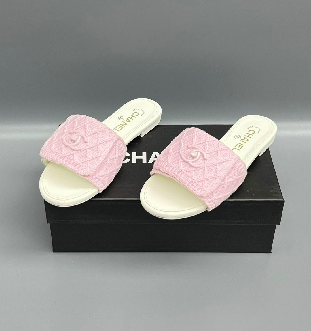 шлепанцы chanel,тапочки женские chanel,тапочки chanel,босоножки chanel,chanel шлепанцы женские