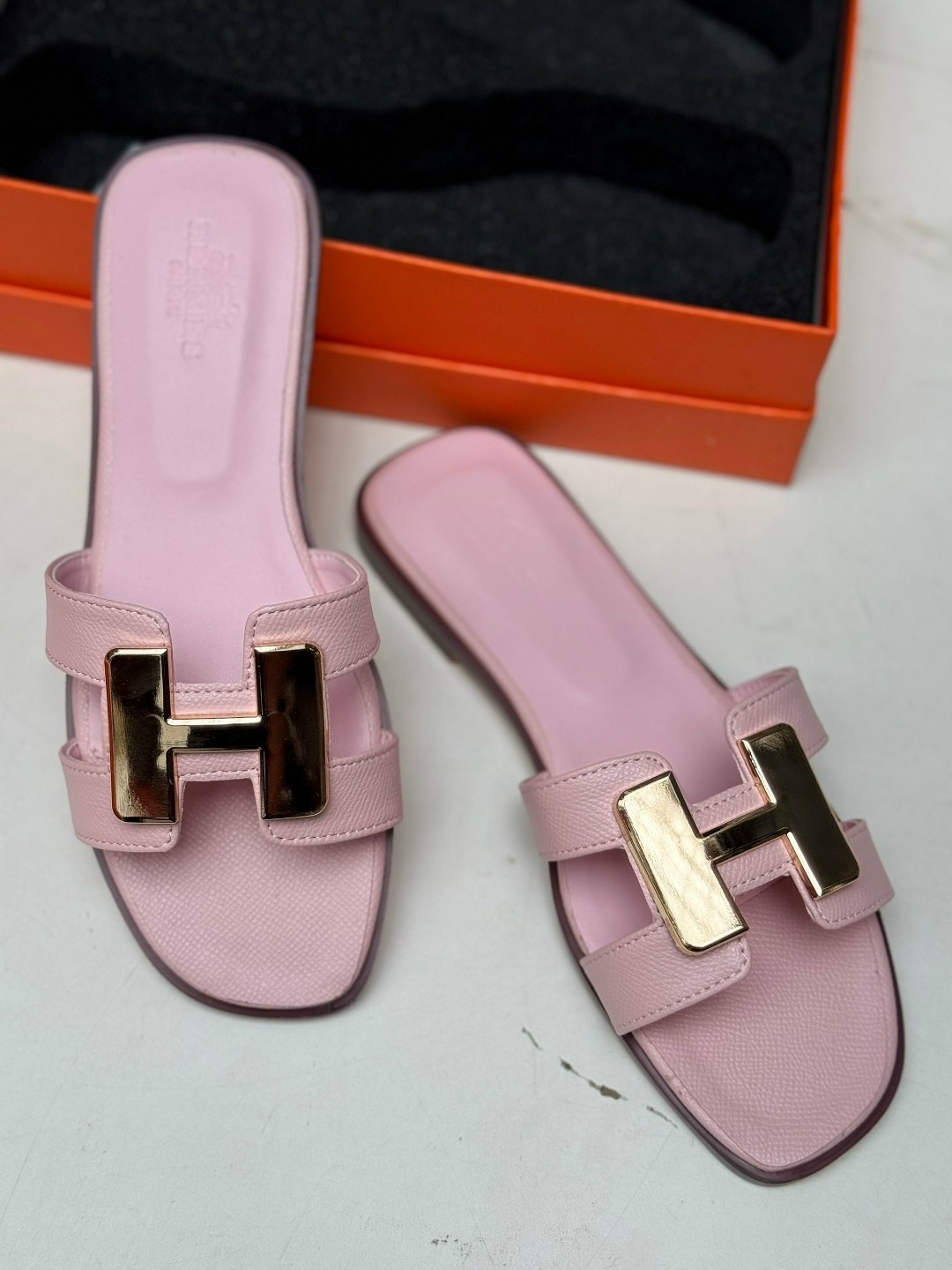 шлепки эрмес,шлепки эрмес розовые,шлепки эрмес оран,,шлепанцы hermes