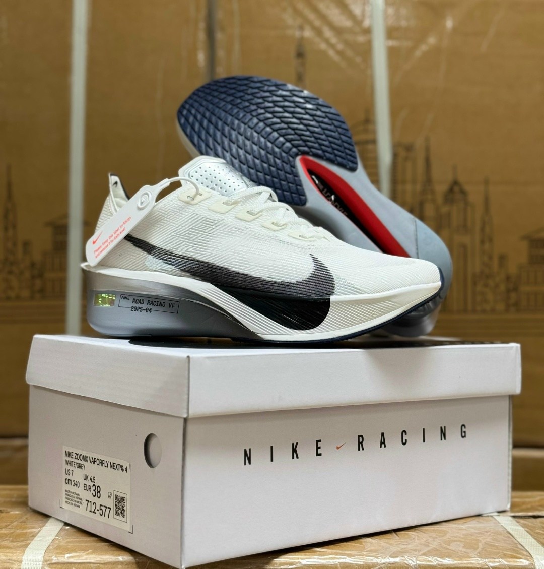 кроссовки nike zoomx vaporfly next,nike zoomx vaporfly,кроссовки,nike zoom vaporfly 4,спортивная