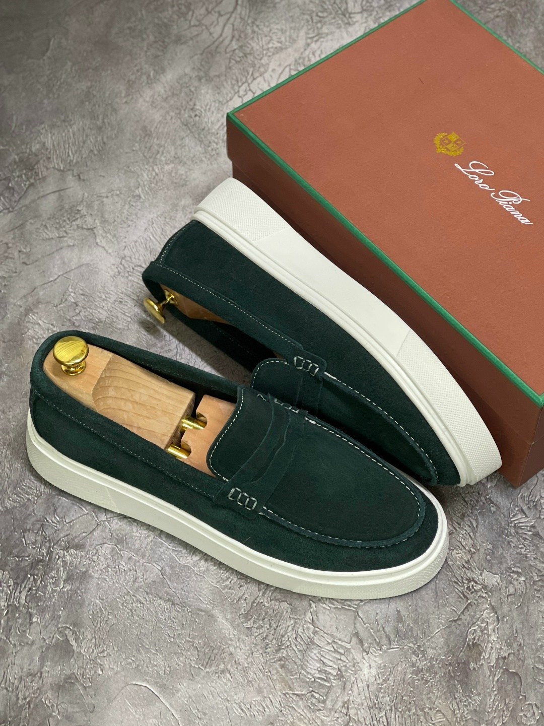 ,brunello cucinelli мужские лоферы,модные лоферы,мужские лоферы,лоферы мужские замшевые зеленые