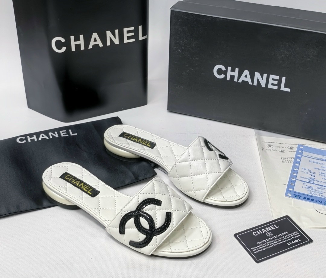 шлепанцы chanel,босоножки chanel,тапочки женские chanel,тапочки chanel,шлепки шанель женские