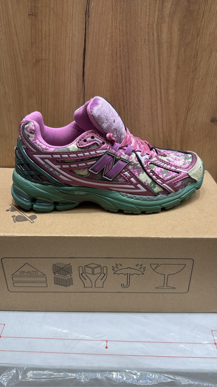кроссовки 1906r x jack harlow 'rose runner' new balance,кроссовки new balance 1906r & jack harlow "rose runner",new balance jack harlow x 1906r rose runner,кроссовки new balance 1906r,кроссовки