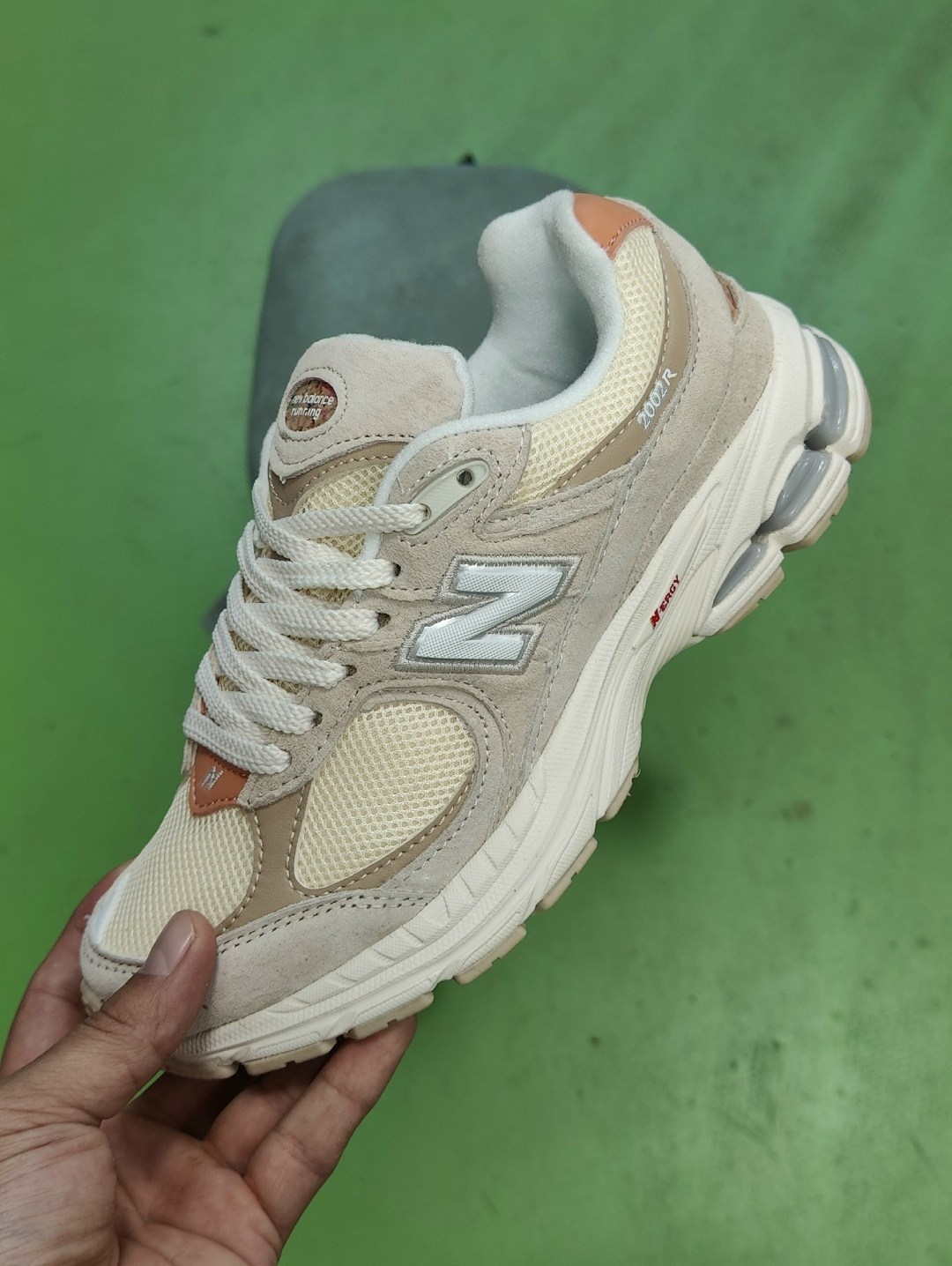 кроссовки new balance 2002 r,кроссовки new balance,кроссовки new balance 2002,new balance 2002,new balance 2002 r