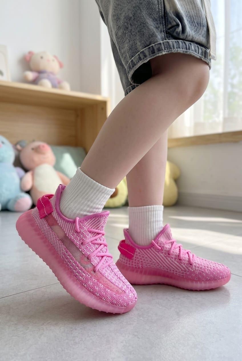 кроссовки изики розовые,adidas yeezy 350 pink,кроссовки для девочек,кроссовки,adidas yeezy boost 350 pink