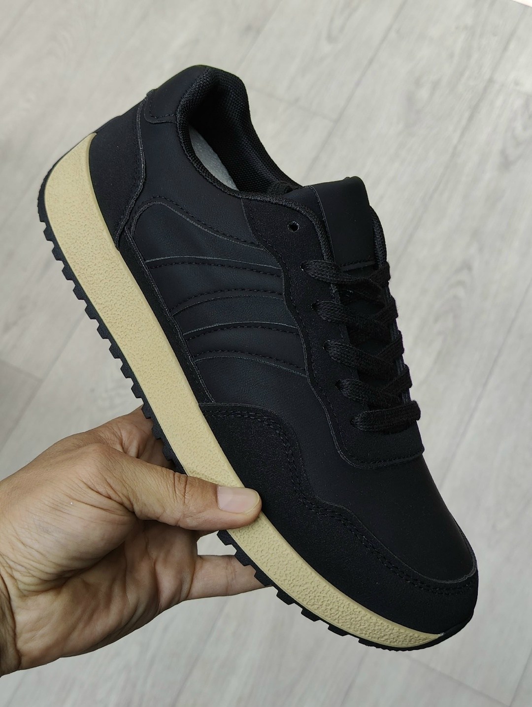 мужские кроссовки,кроссовка мужской,,кроссовки мужские adidas,кроссовки adidas