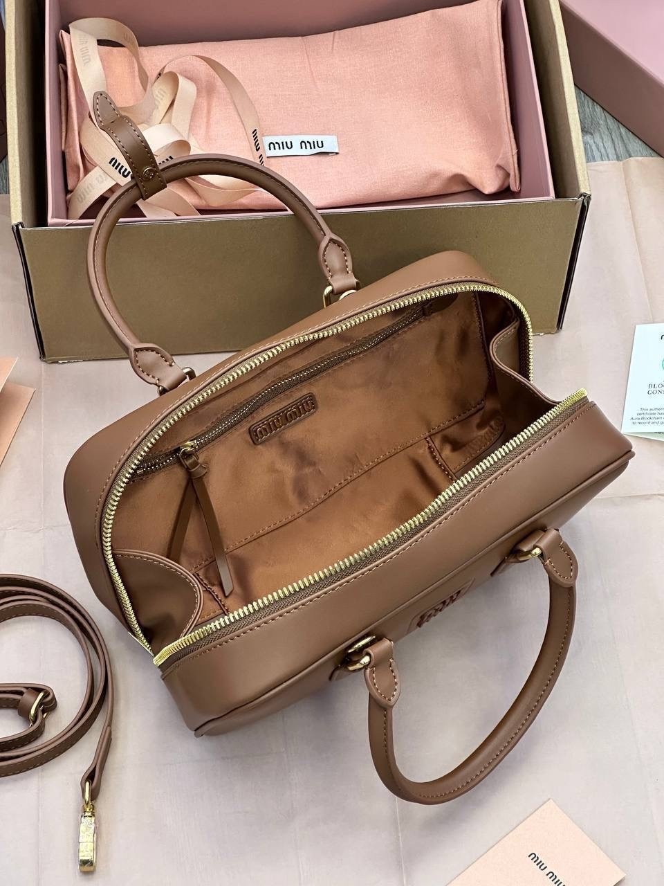 сумка miu miu,сумка miu miu женская,сумка,miu miu сумка на плечо,сумки миу миу
