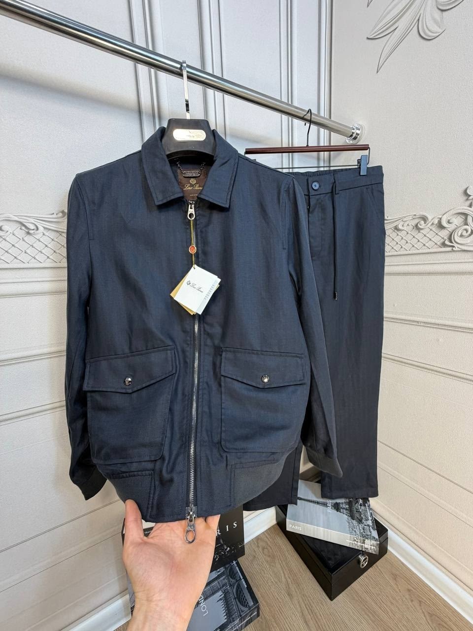 прогулочный костюм brunello cucinelli,костюм brunello cucinelli,костюм kiton,спортивный костюм brunello cucinelli