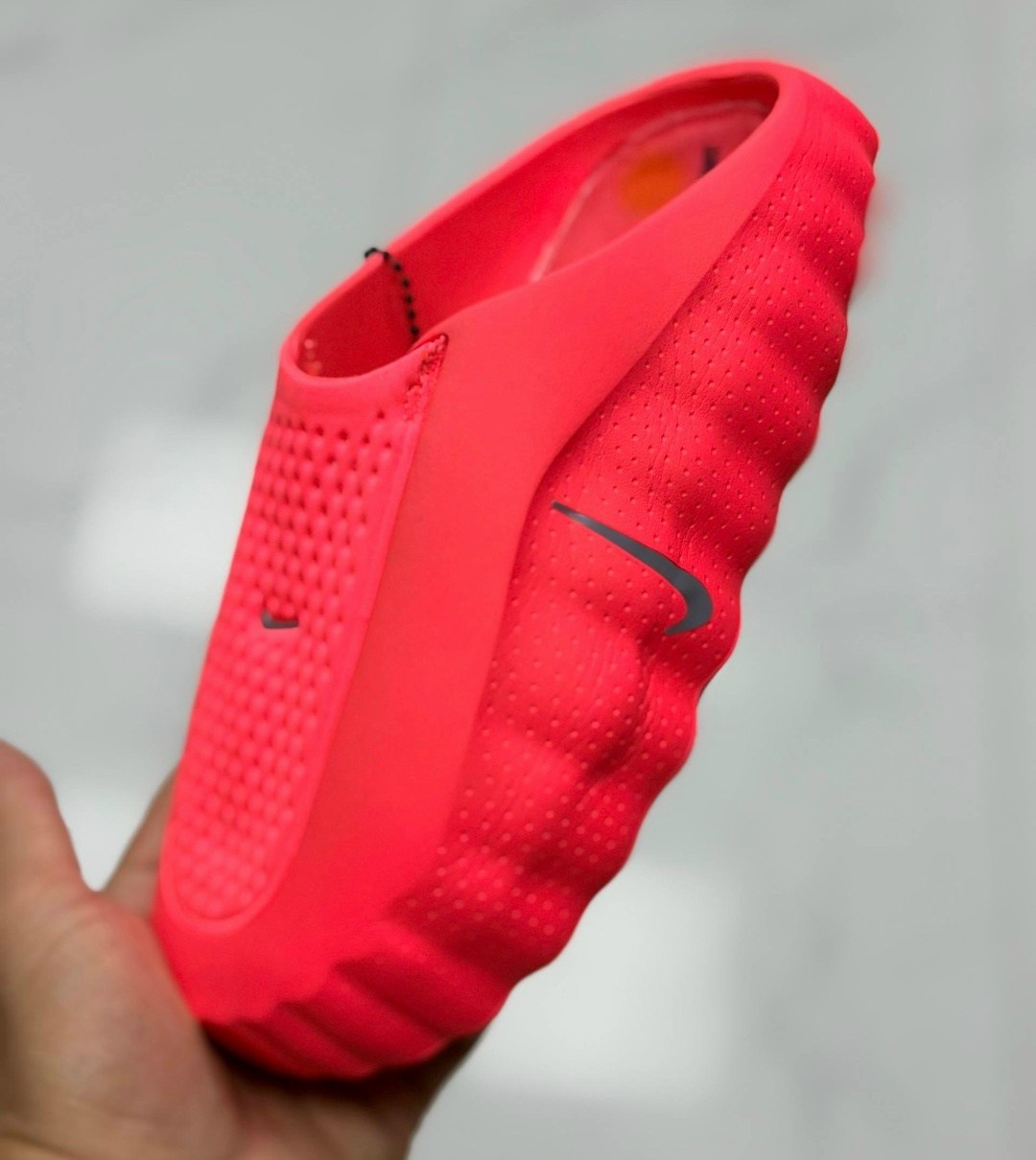 кроссовки,найк шлепки,сабо найк,nike mind 001, будущего