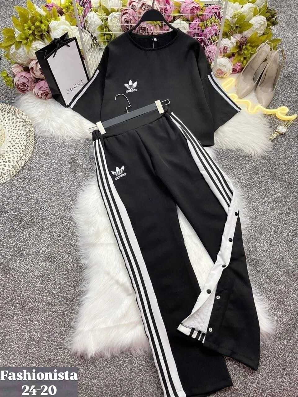 женский спортивный костюм adidas,спортивные костюмы женские,спортивные костюм,костюм с лампасами женский в спортивном стиле,женский костюм адидас