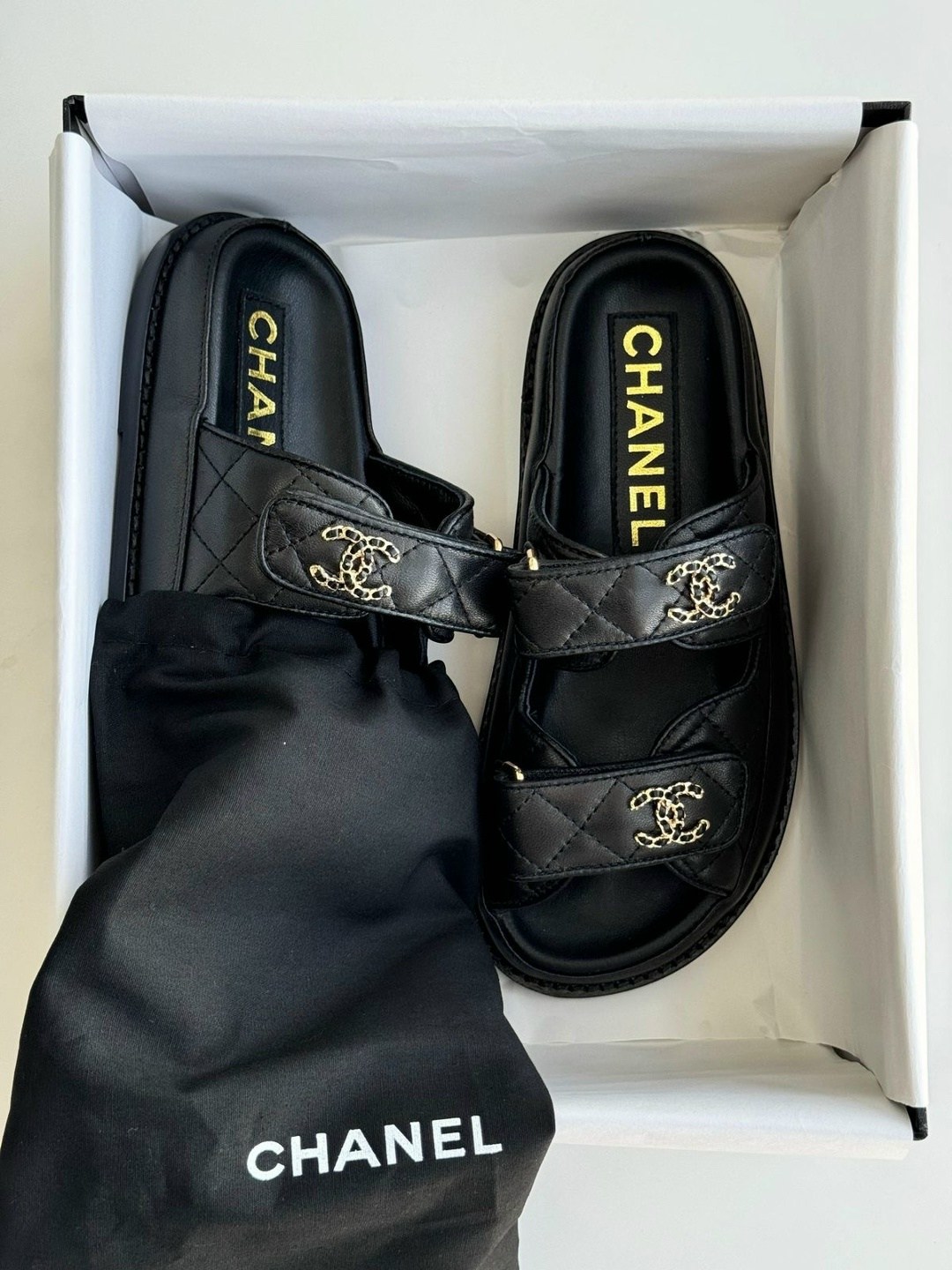шлепанцы chanel,сандалии chanel,,шлепки шанель,женские шлепанцы