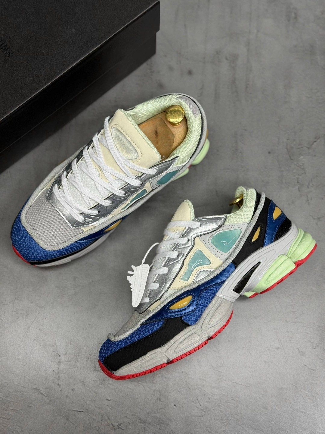 adidas raf simons ozweego 2,adidas raf simons ozweego,raf simons x adidas originals ozweego,адидас раф симонс озвиго 2,raf simons x adidas ozweego 2
