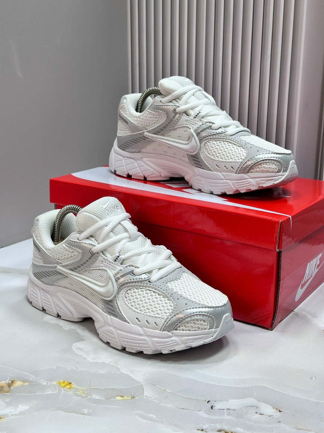 кроссовки nike,женские кроссовки nike,кроссовки nike v 5 rnr,белые кроссовки nike,кроссовки