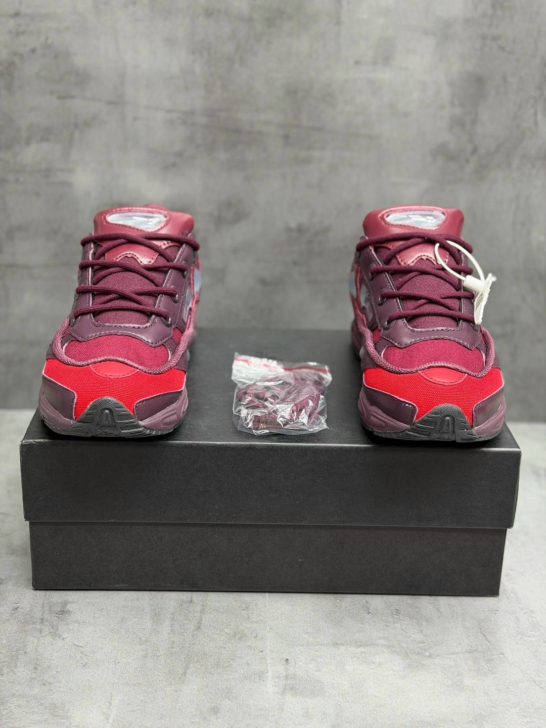 adidas raf simons ozweego 3 burgundy,adidas raf simons ozweego 3,кроссовки adidas raf simons ozweego burgundy,adidas x raf simons ozweego iii burgundy,adidas ozweego raf simons