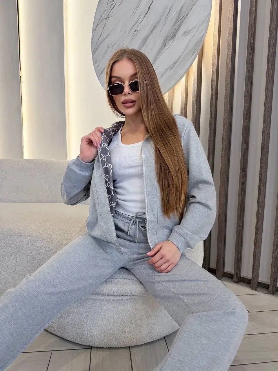 женский костюм,серый спортивный костюм женский,серый спортивный костюм,трикотажные костюмы,спортивный костюм