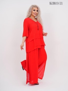 Костюм