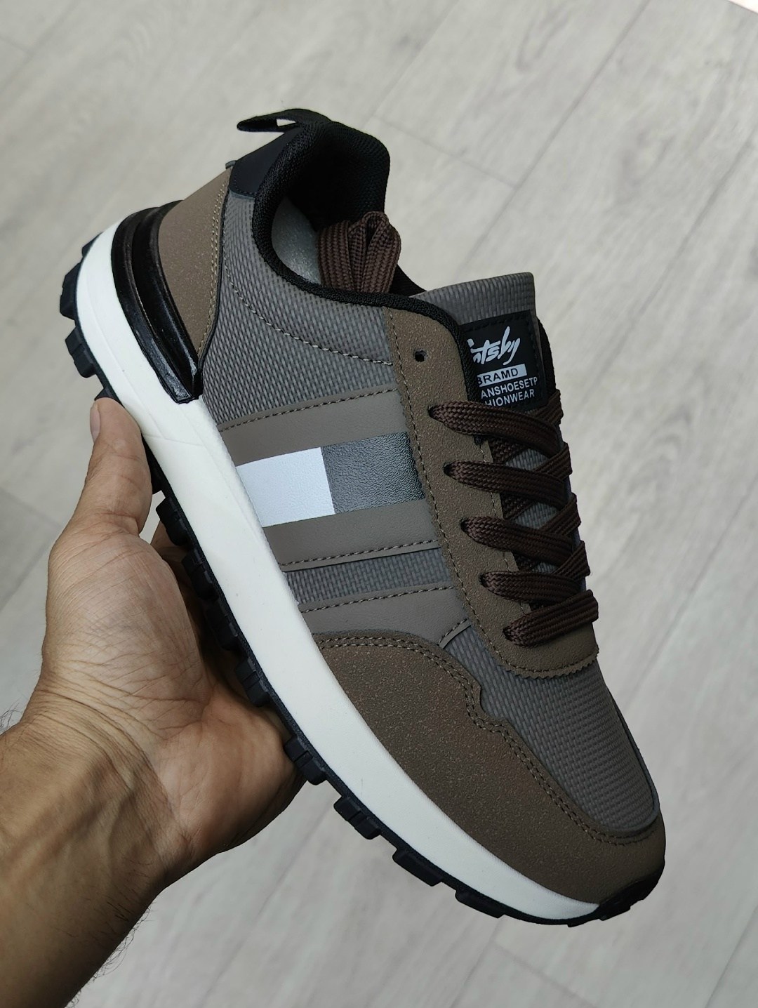 мужские кроссовки,кроссовка мужской,,кроссовки мужские adidas,кроссовки adidas
