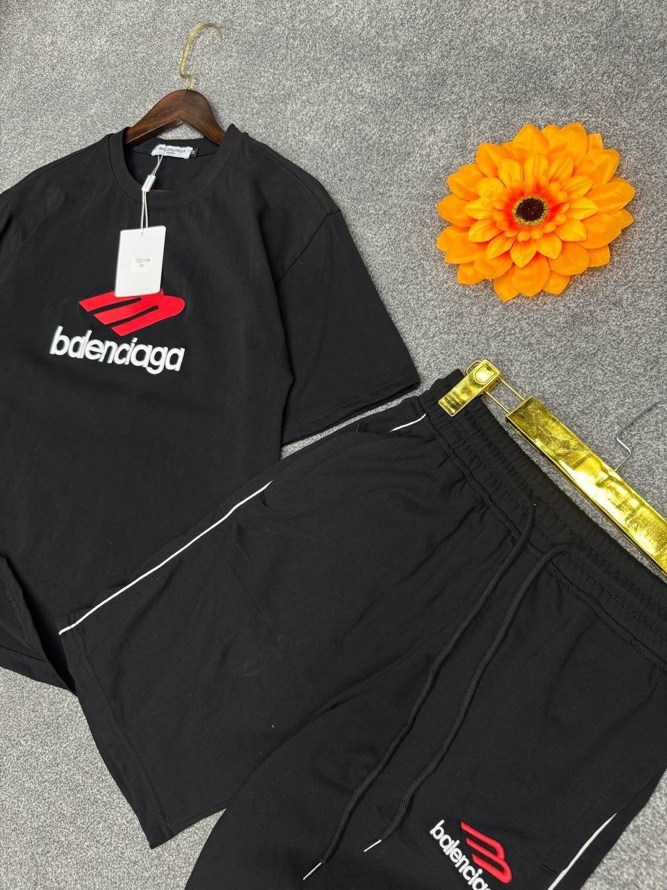 костюм спортивный мужской,спортивные костюм,костюм спортивный balenciaga,спортивные костюмы для мужчин,костюм с шортам
