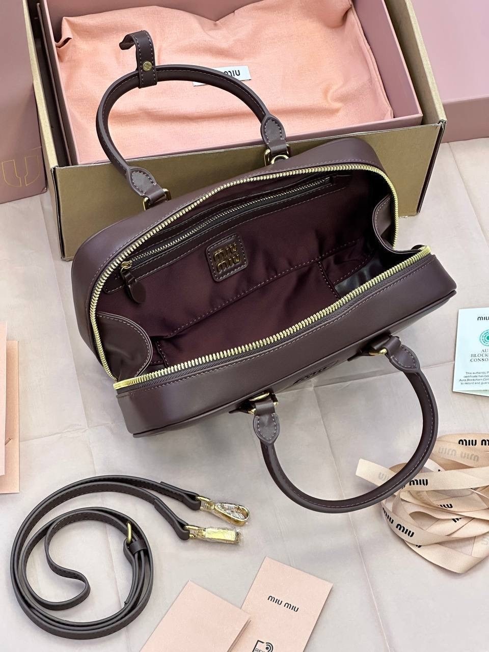 сумка miu miu,сумка miu miu женская,сумка,miu miu сумка на плечо,сумки миу миу