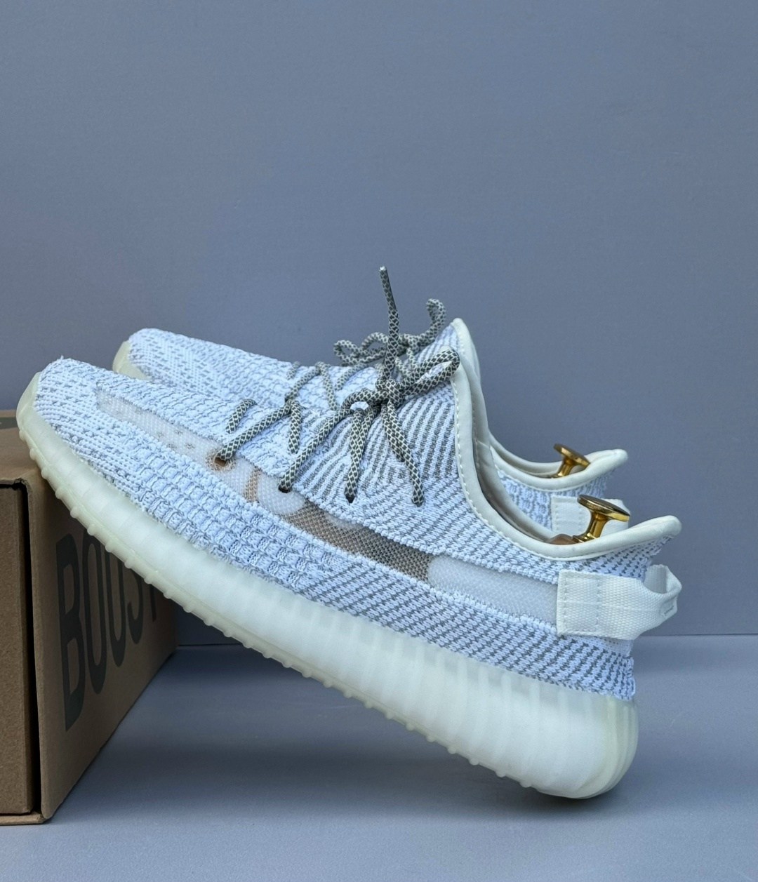 adidas yeezy boost 350 v2 cloud white reflective,adidas yeezy boost 350,adidas yeezy boost 350 v 2,adidas yeezy boost,adidas yeezy boost 350 v2 static
