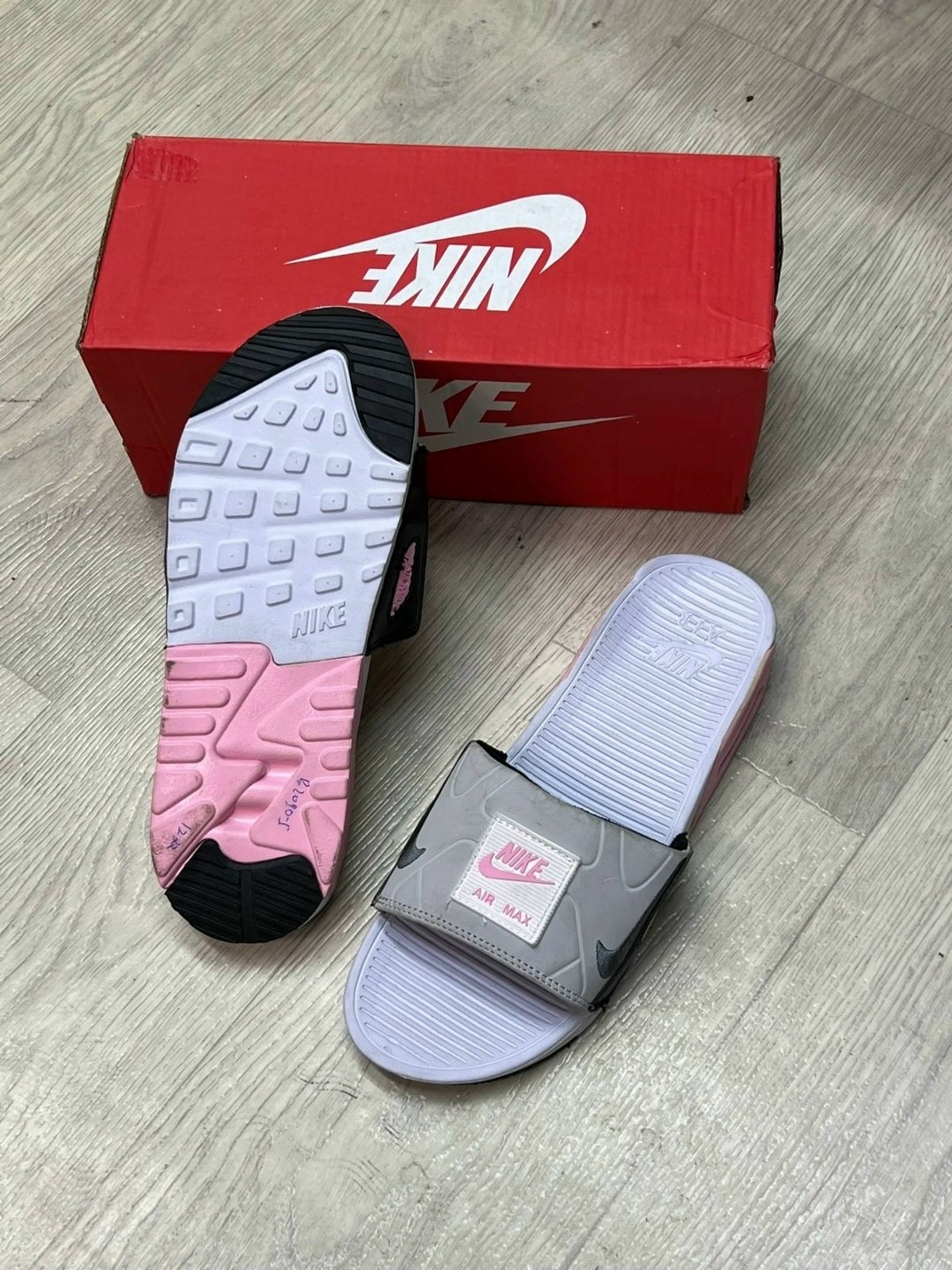 сланцы nike,nike slides,спортивный ,шлепанцы nike,шлепанцы nike benassi черные