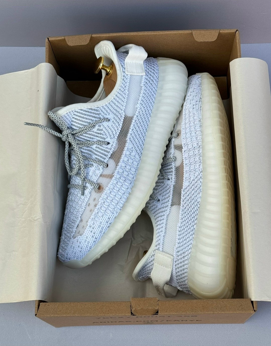 adidas yeezy boost 350 v2 cloud white reflective,adidas yeezy boost 350,adidas yeezy boost 350 v 2,adidas yeezy boost,adidas yeezy boost 350 v2 static