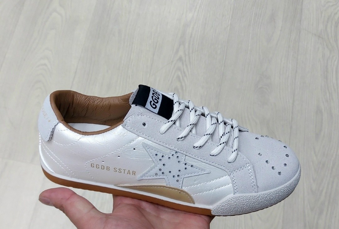,кроссовки golden goose,кеды golden goose,обуви,кроссовки женские golden goose super-star белый / серебряный