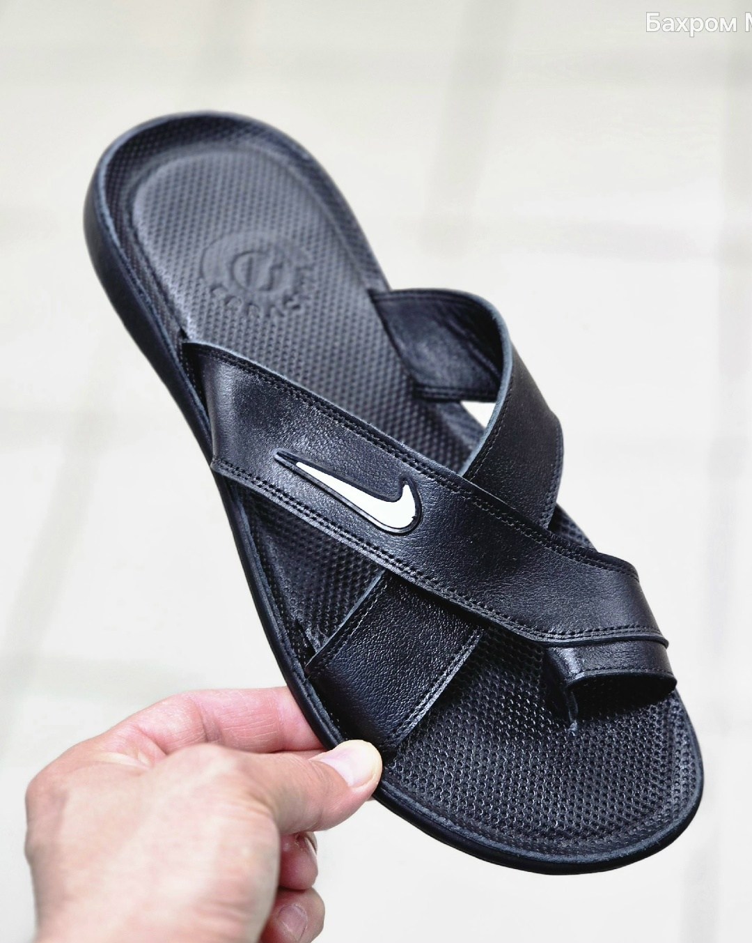 кожаные шлепки мужские адидас,шлепанцы adidas,сланцы adidas chilwyanda fitfoam v20670,шлепки adidas мужские кожаные черные,шлёпки мужские кожаные летние etor