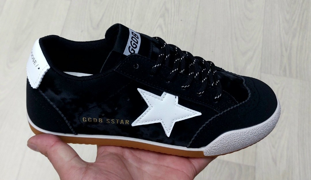 ,кроссовки golden goose,кеды golden goose,обуви,кроссовки женские golden goose super-star белый / серебряный