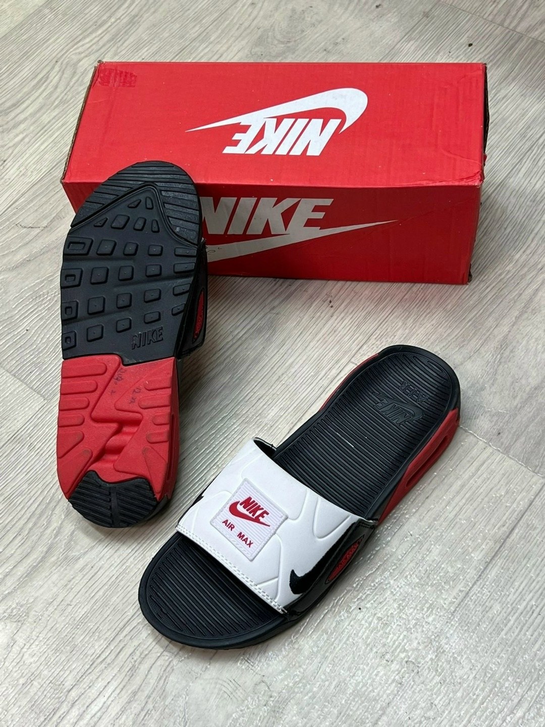 сланцы nike,nike slides,спортивный ,шлепанцы nike,шлепанцы nike benassi черные