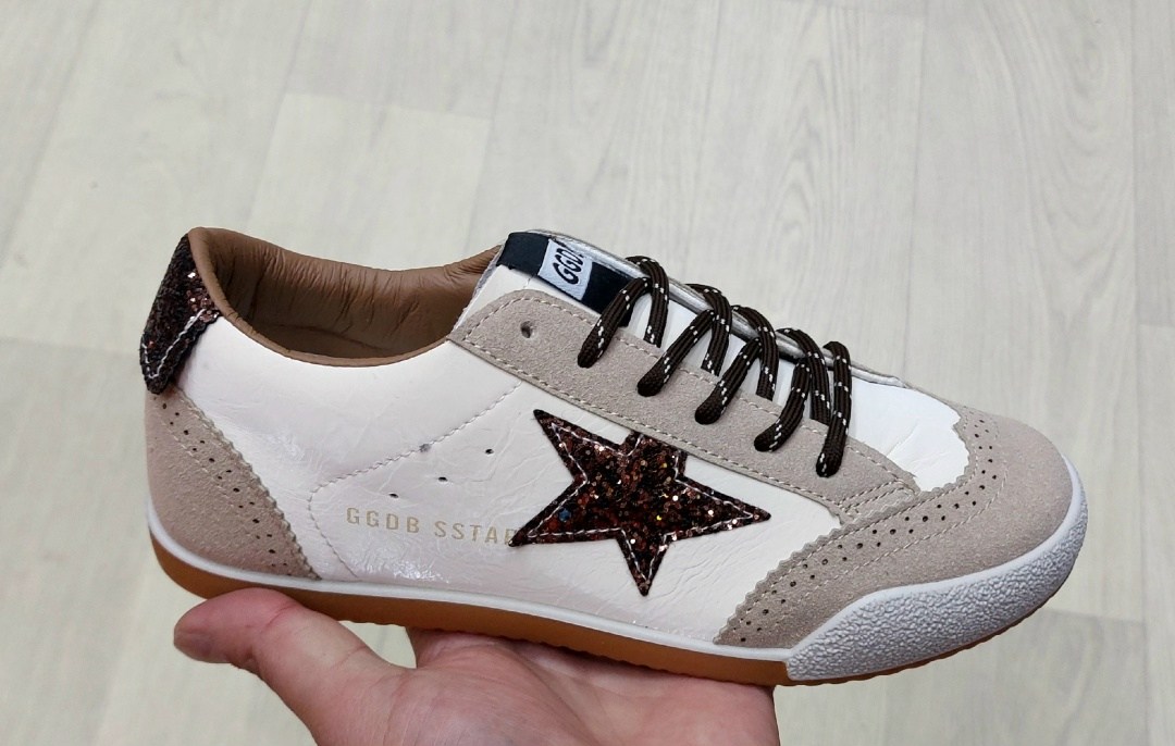,кроссовки golden goose,кеды golden goose,обуви,кроссовки женские golden goose super-star белый / серебряный