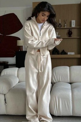 Костюм