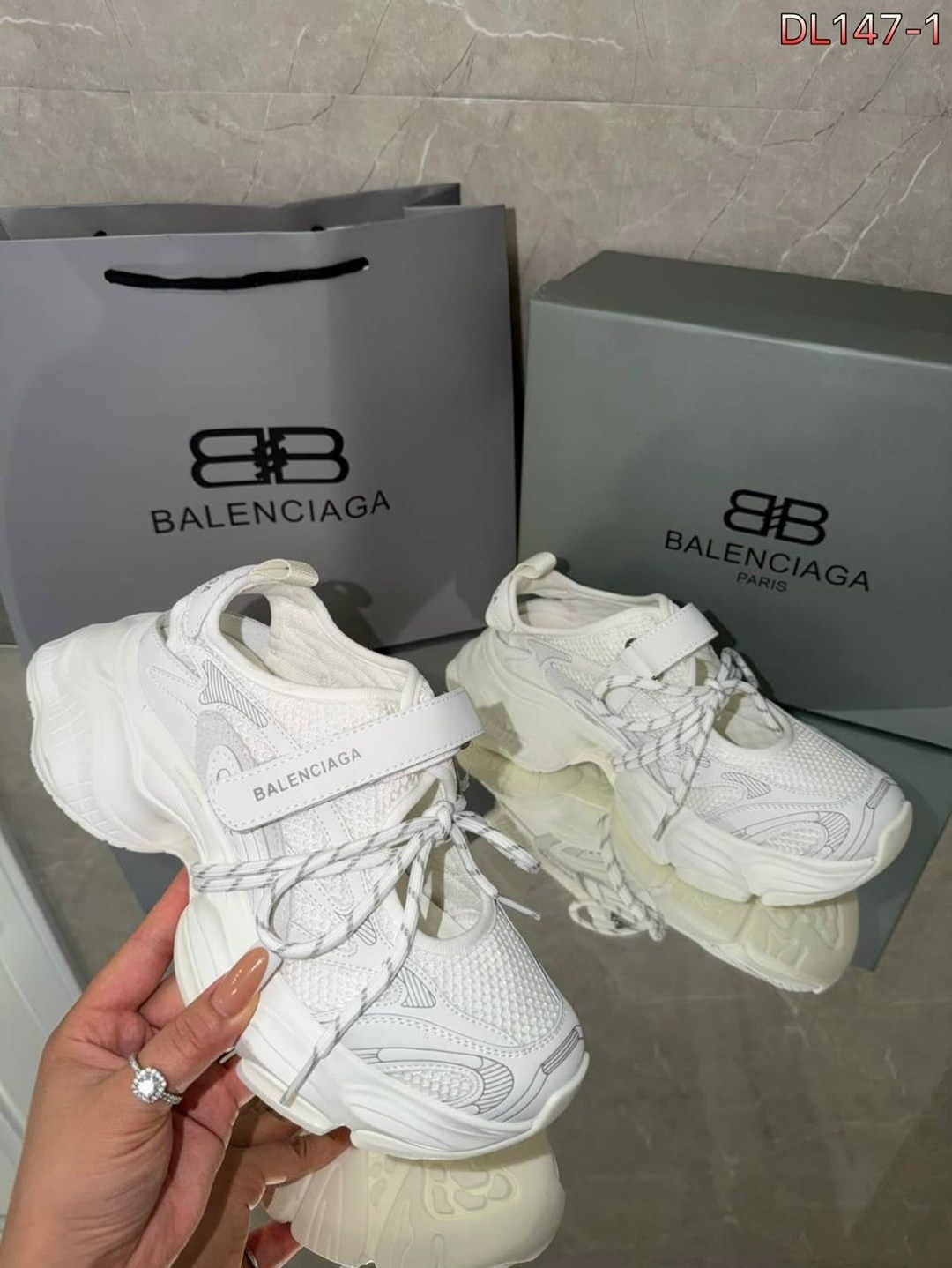 кроссовки balenciaga женские,кроссовки balenciaga женские balenciaga цвет белый,кроссовки balenciaga track balenciaga,кроссовки balenciaga,balenciaga кроссовки track balenciaga цвет белый