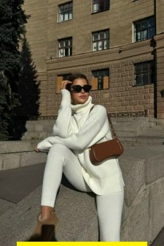Костюм
