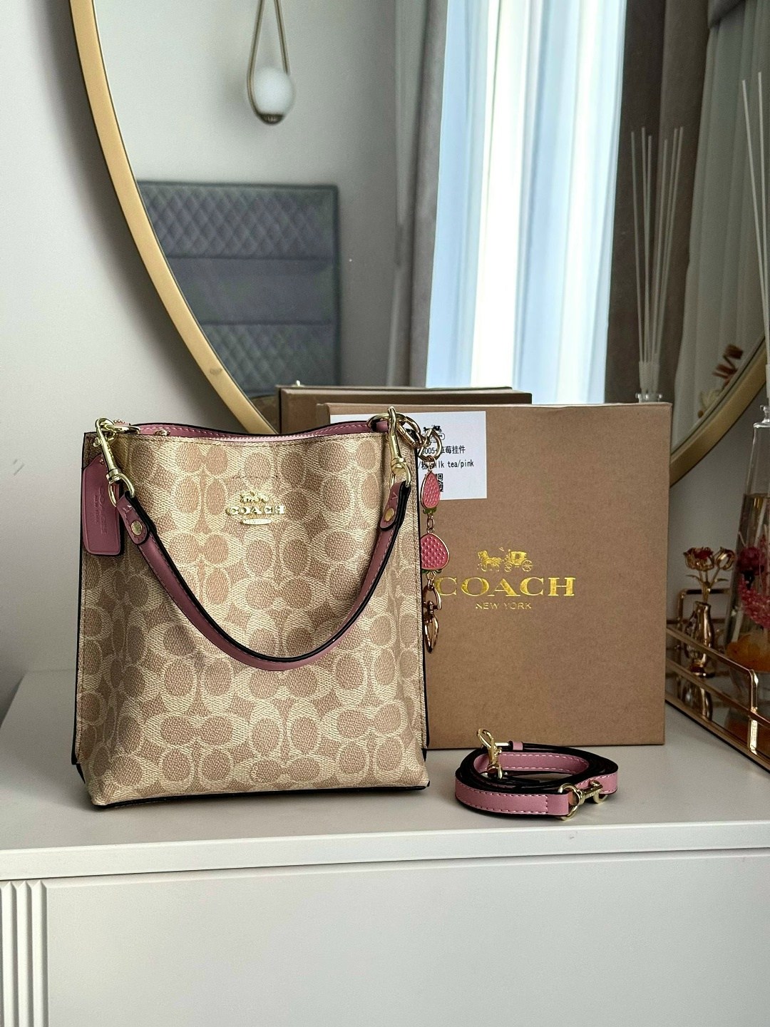 coach сумка,сумка,сумки модные,coach сумка на плечо,сумка женская coach