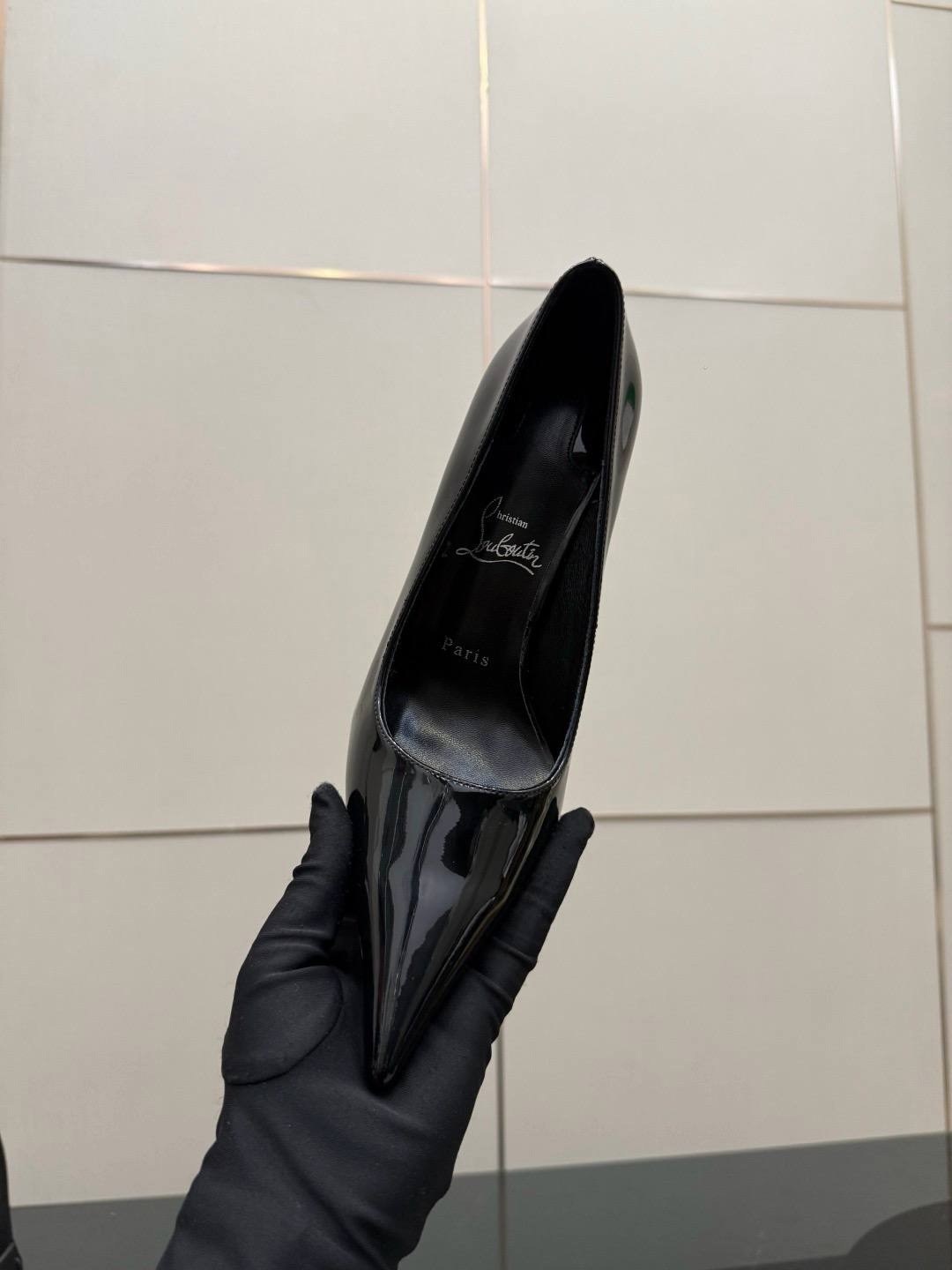 christian louboutin туфли,туфли женские,лабутены женские,женская ,louboutin туфли