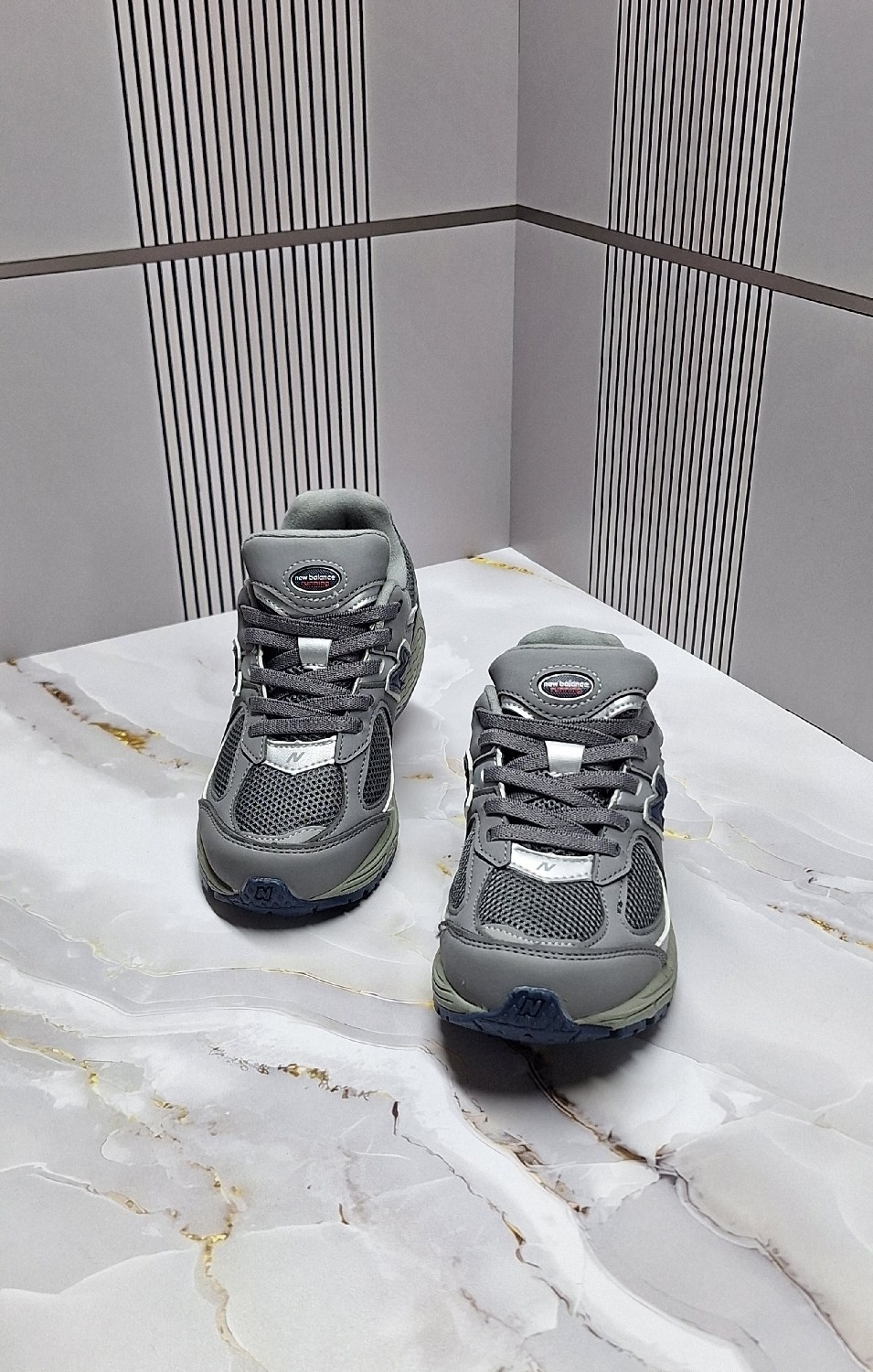 кроссовки new balance,кроссовки new balance 2002 r,кроссовки new balance 2002,кроссовки женский мужской,спортивная