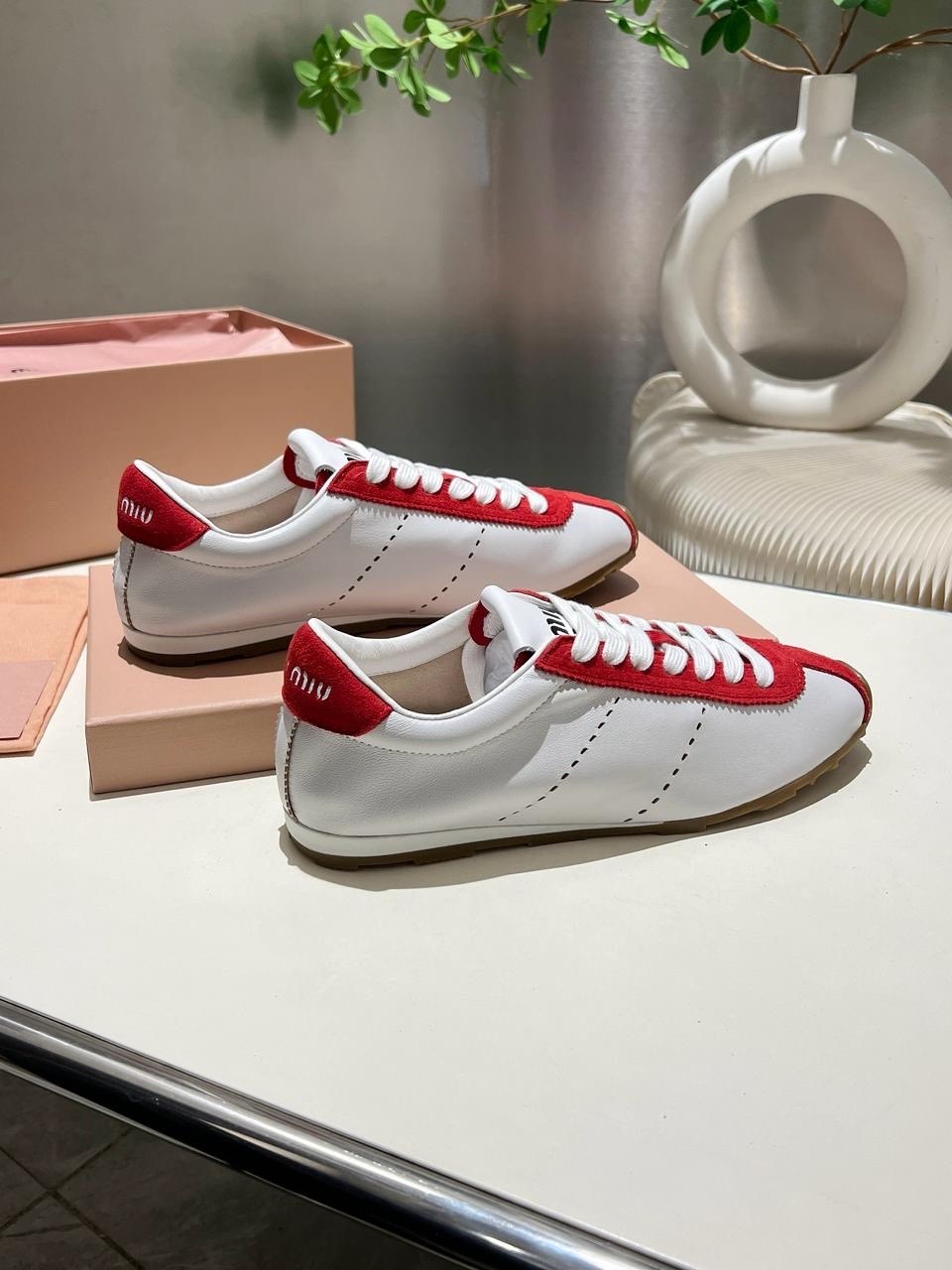 женские кроссовки miu miu,miu miu кроссовки,замшевые кроссовки,кеды miu miu женские,кроссовки miu