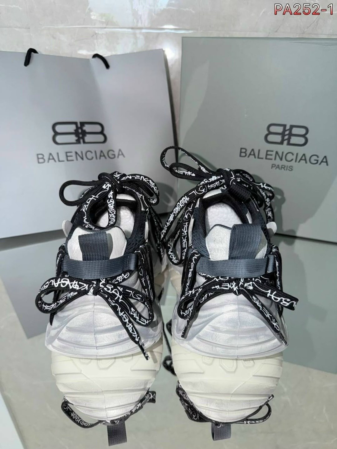 кроссовки женские balenciaga,женские кроссовки balenciaga track a133933 чёрные,кроссовки balenciaga,кроссовки track balenciaga,кроссовки баленсиага balenciaga