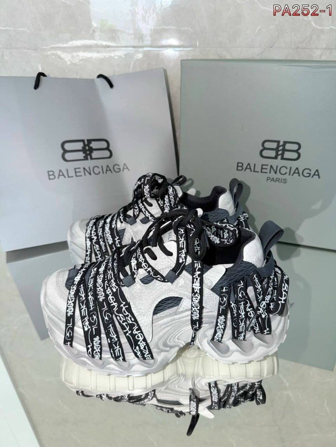 кроссовки женские balenciaga,женские кроссовки balenciaga track a133933 чёрные,кроссовки balenciaga,кроссовки track balenciaga,кроссовки баленсиага balenciaga