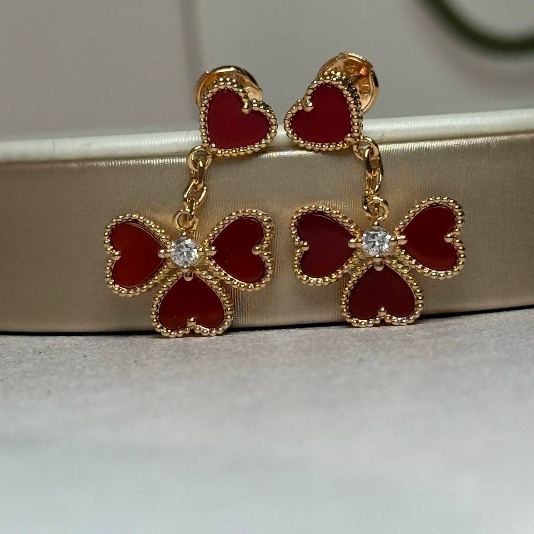 серьги ювелирные,van cleef arpels alhambra серьги,ван клиф комплект,украшения ювелирные,серьги украшения