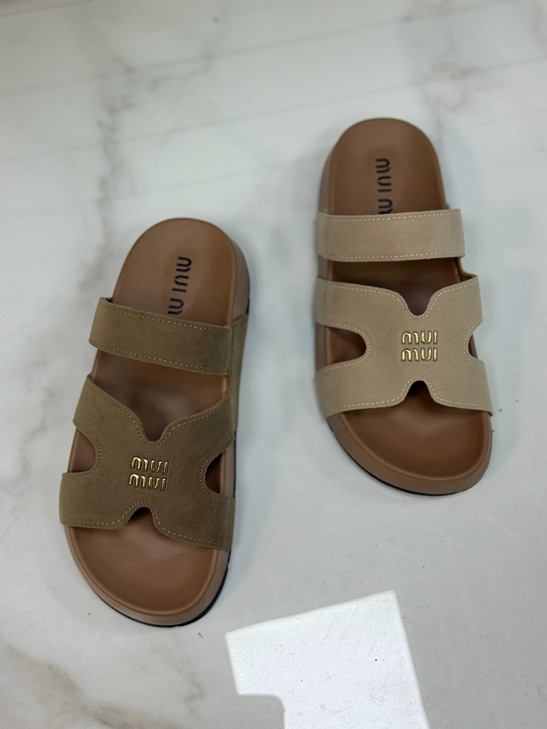 ,шлепки женские,шлепанцы miu miu,женские шлепанцы, женская