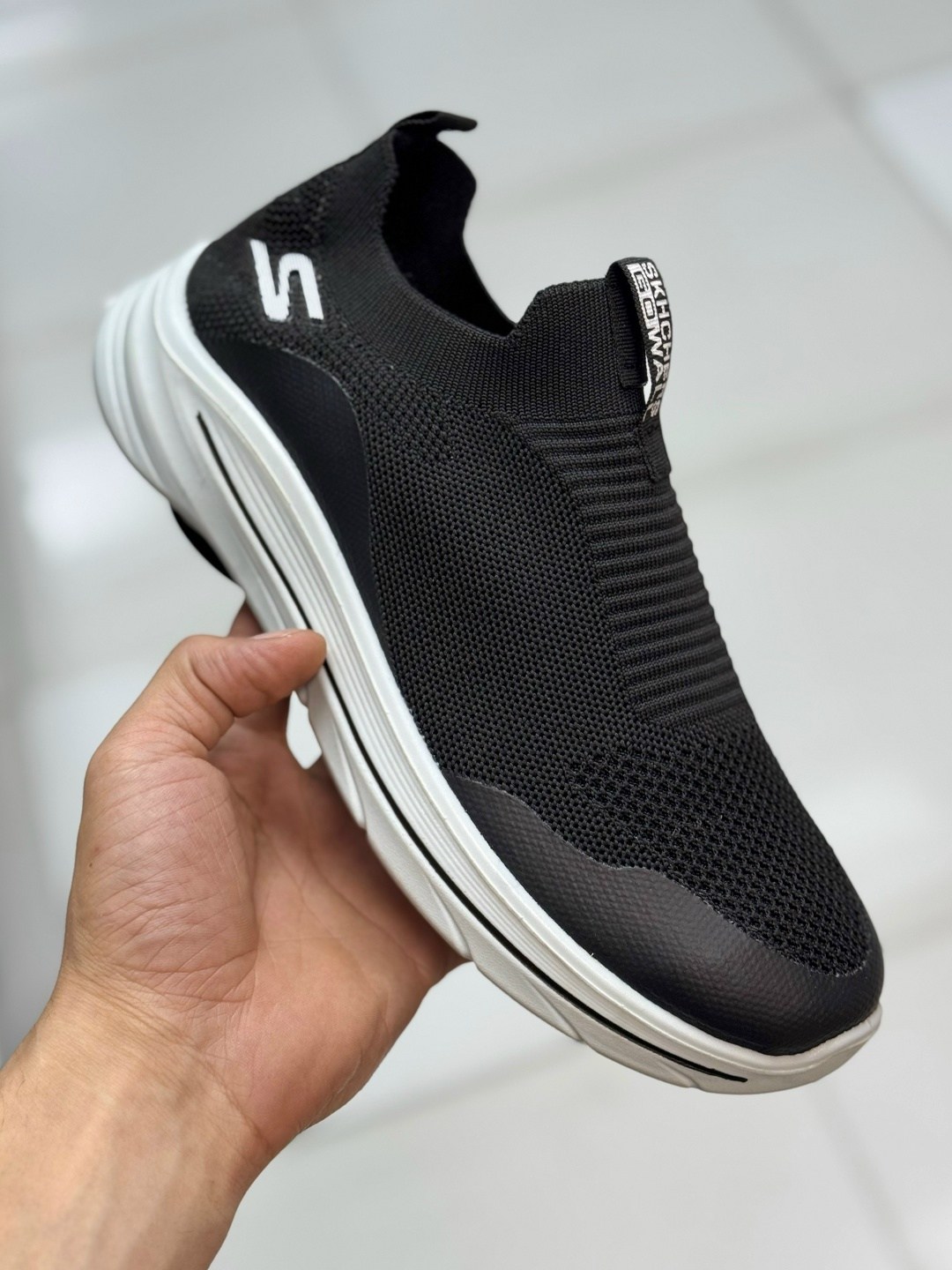 кроссовки мужские skechers,кроссовки skechers,skechers go walk arch fit,skechers без шнурков,кроссовки женские skechers