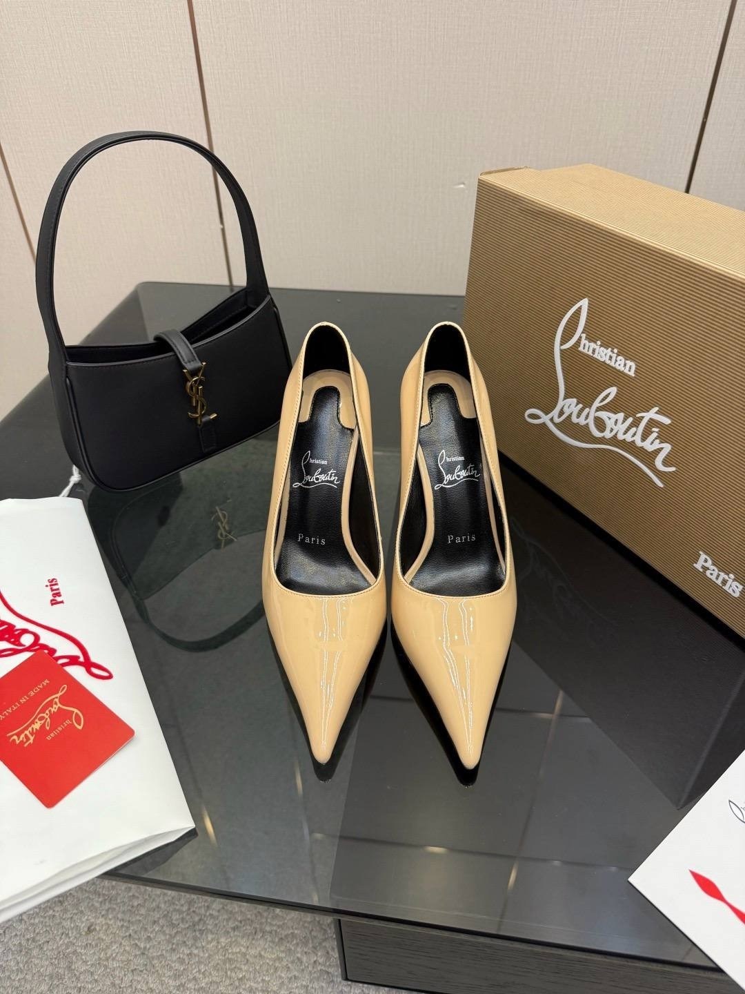 christian louboutin туфли,christian louboutin женские туфли на высоком,лакированные туфли,кристиан лабутен туфли,лабутены высокие