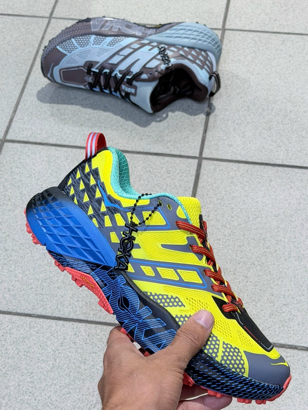 кроссовки hoka one one,кроссовки, для бега,hoka one one speedgoat 2,кроссовки для бега