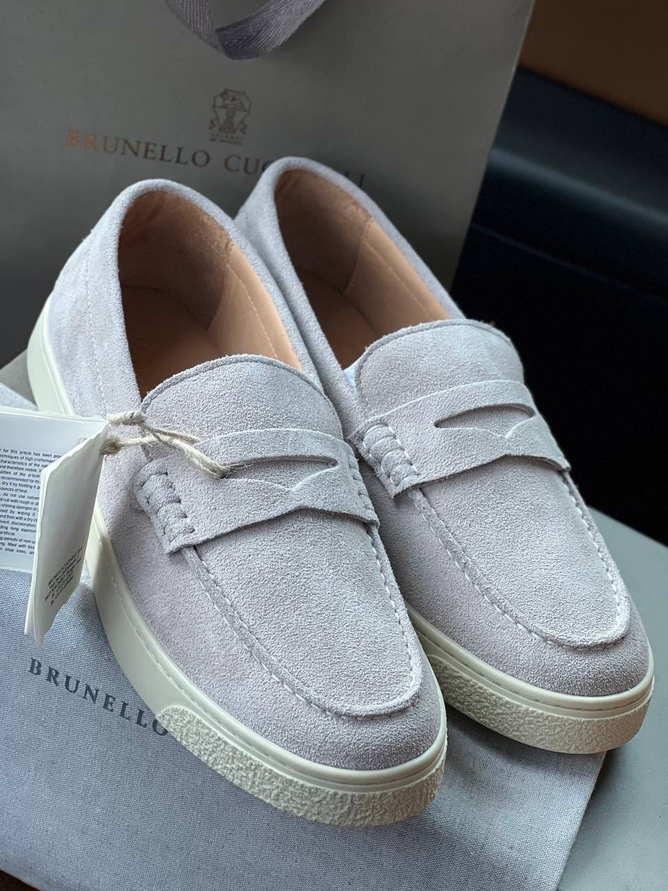 замшевые лоферы brunello cucinelli,лоферы из натуральной замши loro piana premium shoes,лоферы loro piana,лоферы brunello cucinelli,лоферы мужские loro piana