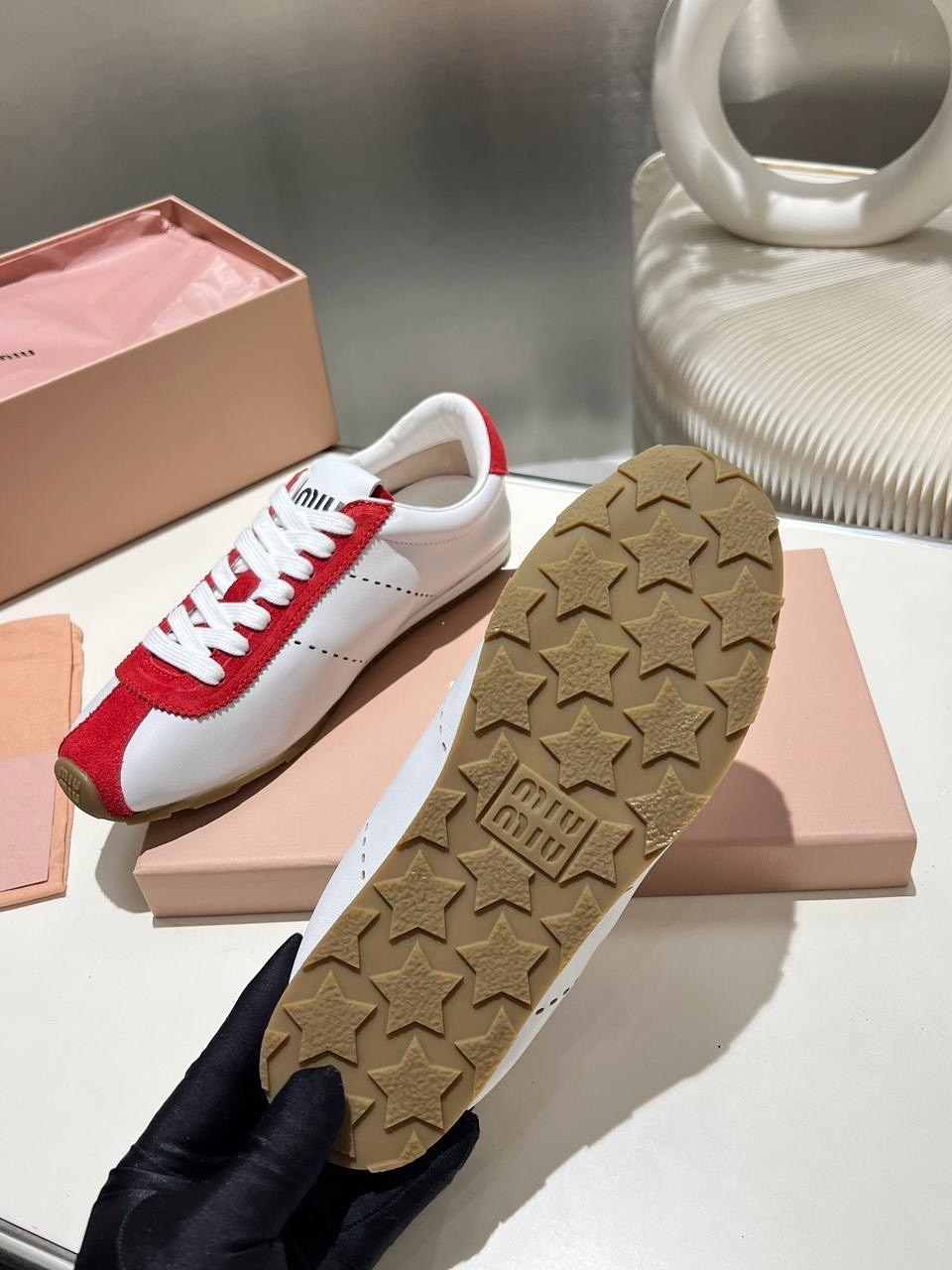женские кроссовки miu miu,miu miu кроссовки,замшевые кроссовки,кеды miu miu женские,кроссовки miu
