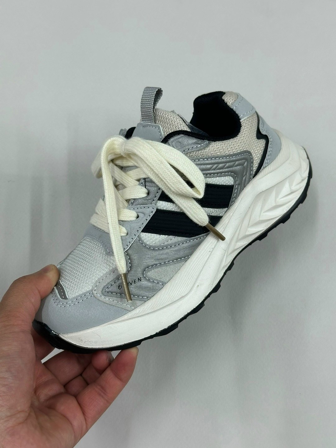 кроссовки мужские adidas,кроссовка мужской,кроссовки adidas,, мужская кроссовки