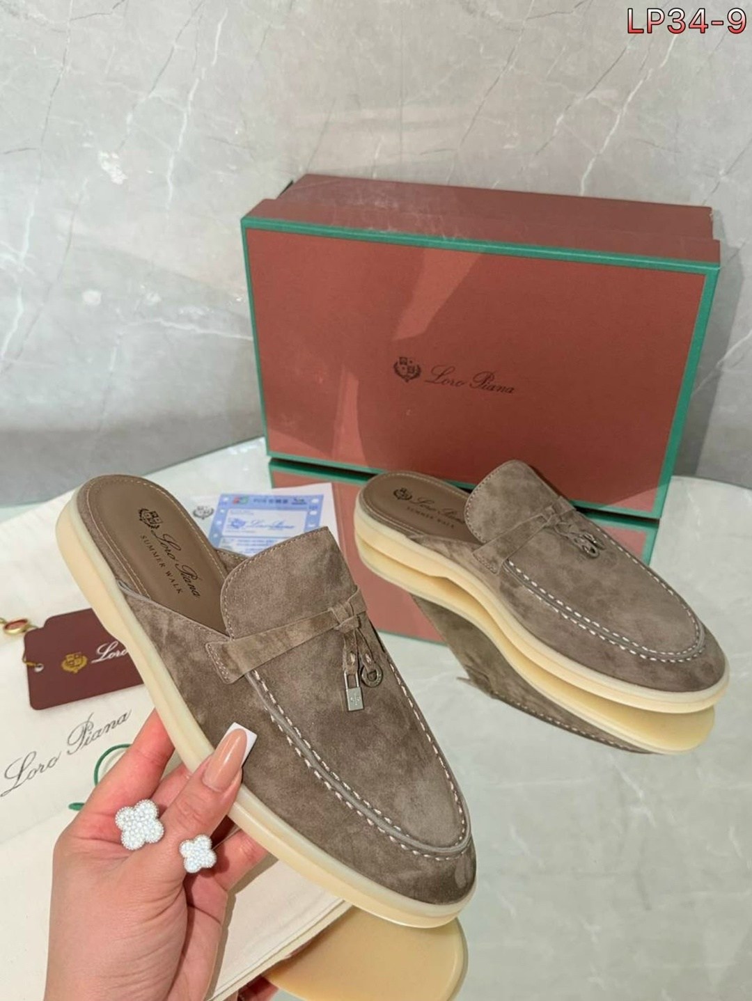 мюли loro piana,лоферы loro piana,,женские замшевые мюли loro piana бежевые,loro piana лоферы женские